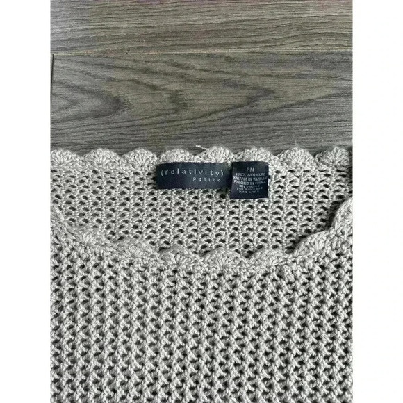 Relativity | Fishnet Summer Sweater | Women’ P Medium| Beige| Great Condition - Picture 2 of 8